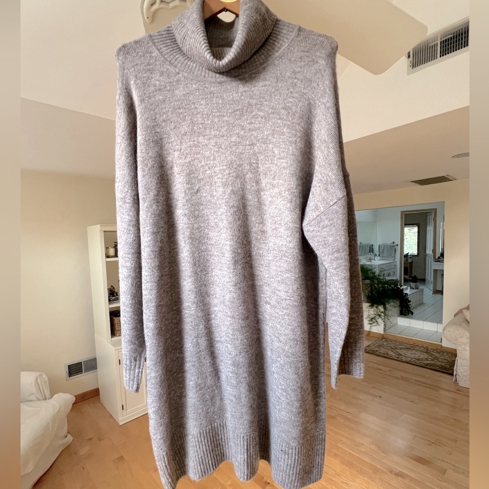 GAP Soft Knit Sweater Dress Medium (Maternity)